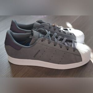 adidas Superstar ADV Charcoal & White Skate Shoes 8 women’s, 6.5 men’s shoes